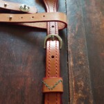 Attache de bretelles d'accordéon