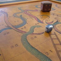 Jeu serpent et échelles